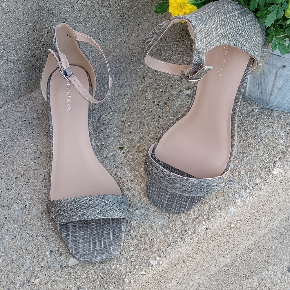 NWT Maurices Roxy Braided Strap Heel, 8